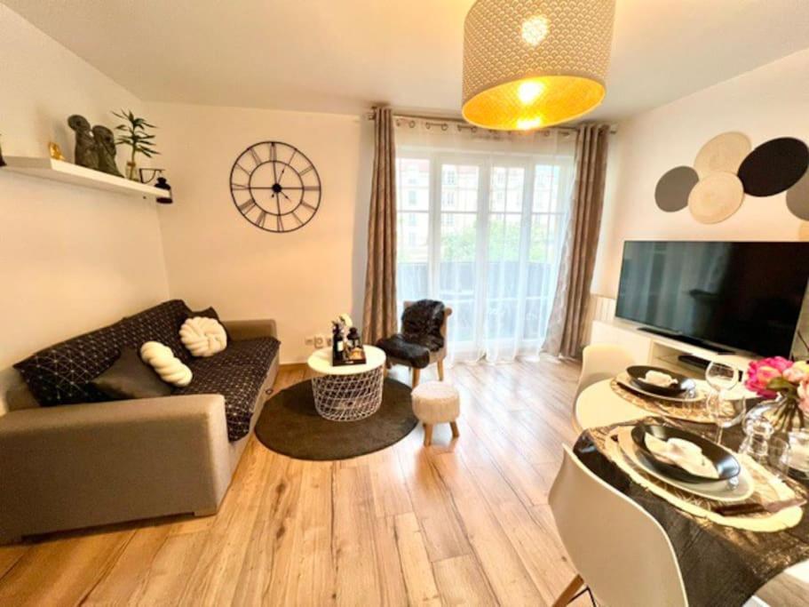 Appartement En Centre-Ville Bussy-Saint-Georges Zewnętrze zdjęcie